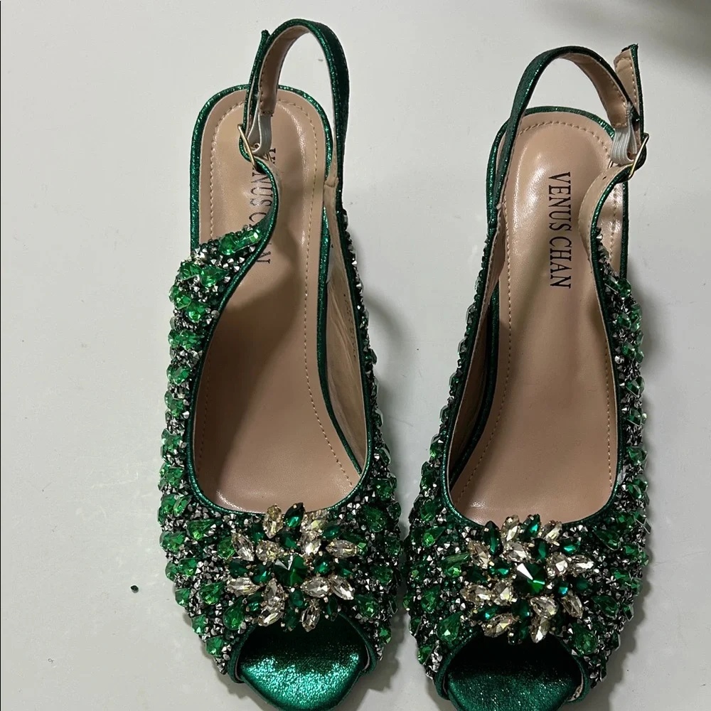 Green Embellished Women's Heels - Picture 15 of 17